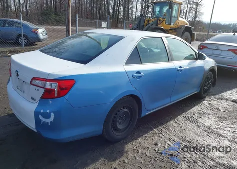 2012 Toyota Camry Hybrid Le z USA, uszkodzony, nr VIN 4T1BD1FK7CU010917